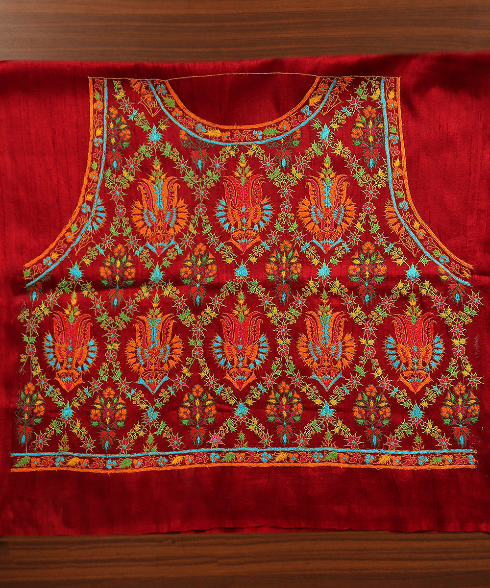 Maroon_Raw_Silk_Hand_Embroidered_Blouse_Fabric_With_Colorful_Paisley_And_Toher_Design_WeaverStory_03