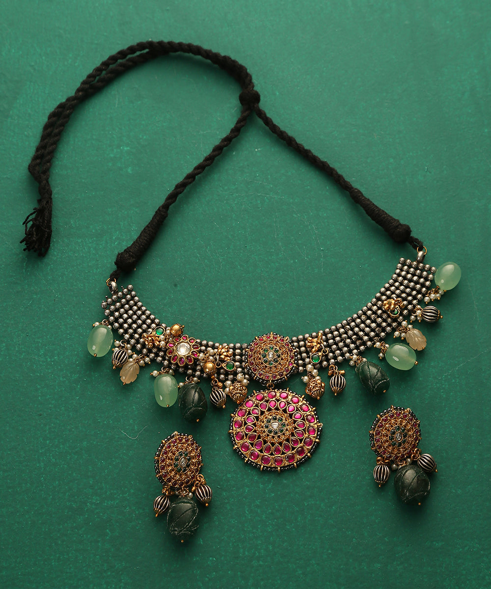 Riza_Handcrafted_Pure_Silver_Necklace_With_Kundan,_Stones_And_Pearls_WeaverStory_02