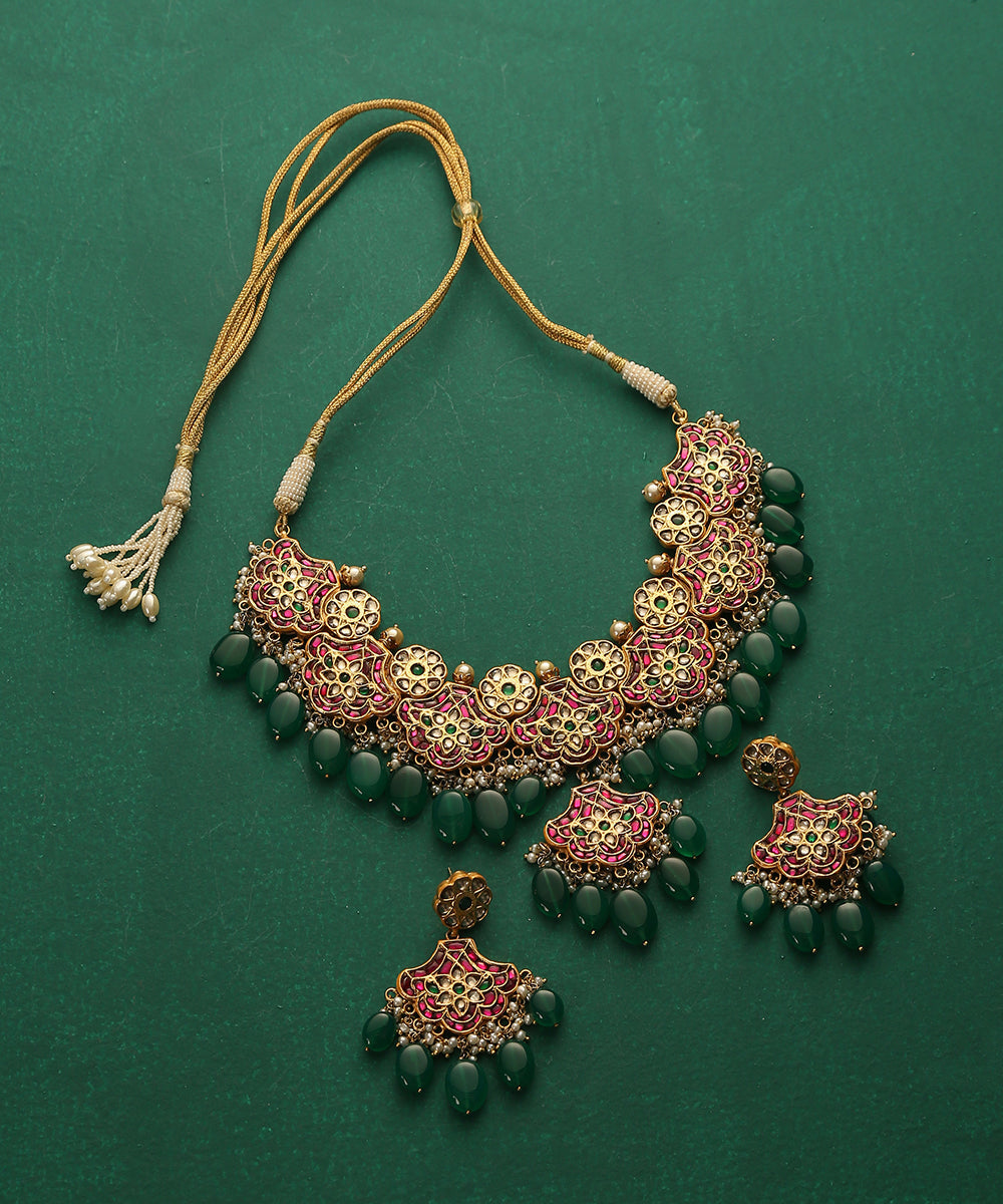 Ashiya_Handcrafted_Pure_Silver_Necklace_With_Kundan,_Melons_And_Pearls_WeaverStory_02