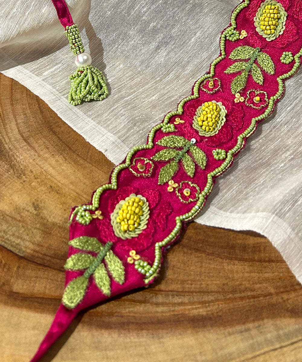 Magenta_Waist_Belt_With_Beaded_Embroidery_And_Tassels_WeaverStory_02