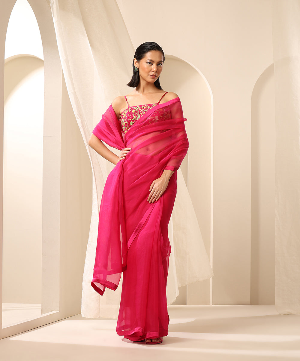 Magenta_Pure_Organza_Saree_With_Satin_Edges_WeaverStory_02