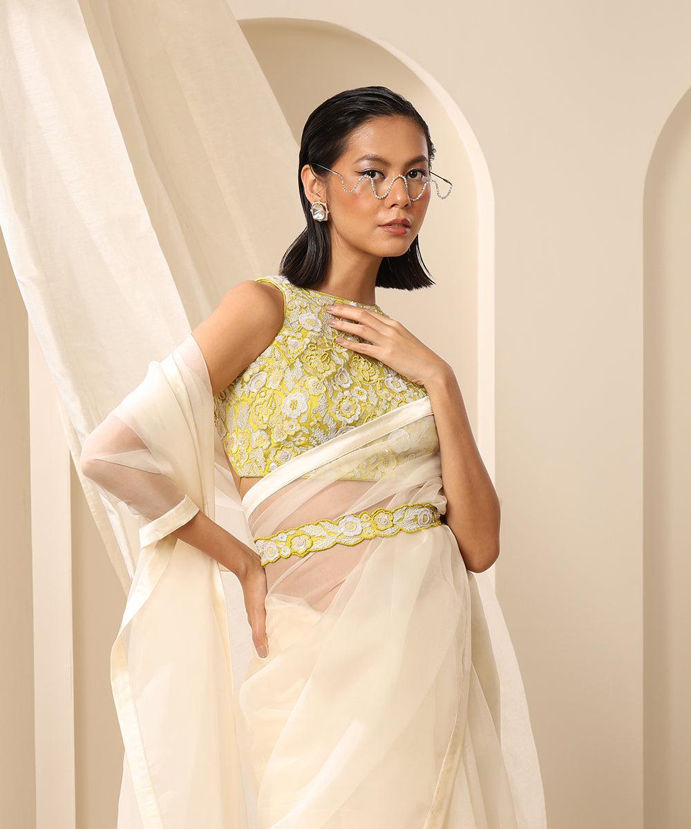 Offwhite_Pure_Organza_Saree_With_Satin_Edges_WeaverStory_01