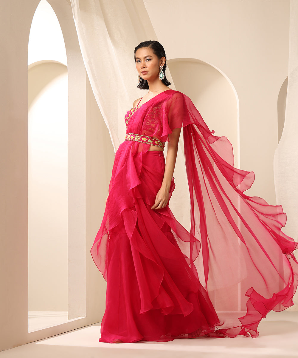 Magenta_Pre-stitched_Side_Slit_Organza_Saree_With_Satin_Edges_WeaverStory_02