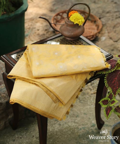 Pale_Yellow_Handloom_Sona_Rupa_Pure_Katan_Silk_Banarasi_Dupatta_with_Kadhwa_Jangla_WeaverStory_01