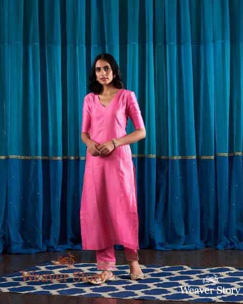 Pink_Tagai_Tunic_with_Gotta_Farshi_Pants_WeaverStory_01