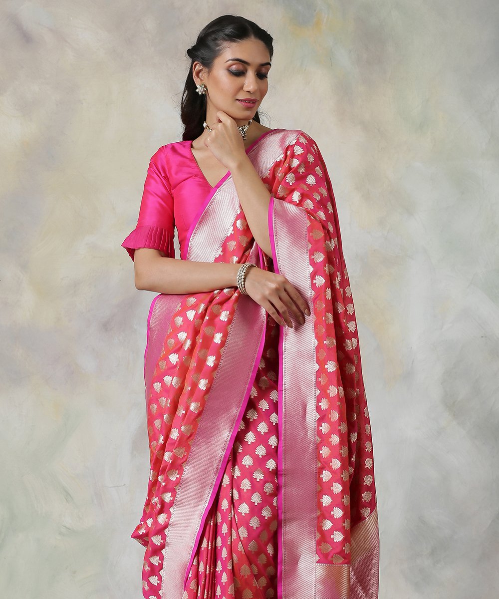 Pink_Dual_Tone_Handloom_Katan_SIlk_Banarasi_Saree_With_All_Over_Leaf_Booti_WeaverStory_01