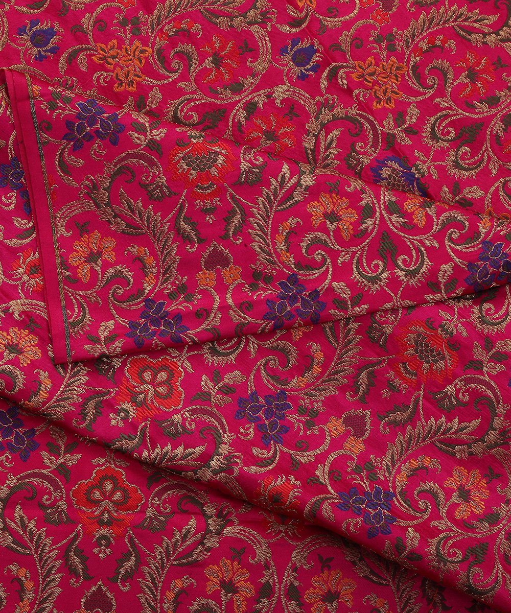 Pink_Handloom_Pure_Katan_Silk_Meenakari_Kimkhab_Banarasi_Fabric_WeaverStory_04
