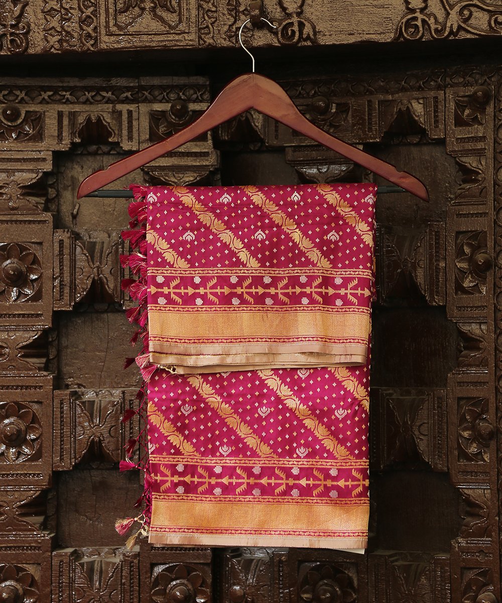 Plum_Handloom_Aada_Jaal_Pure_Katan_Silk_Cutwork_Jamdani_Weave_Banarasi_Dupatta_WeaverStory_01