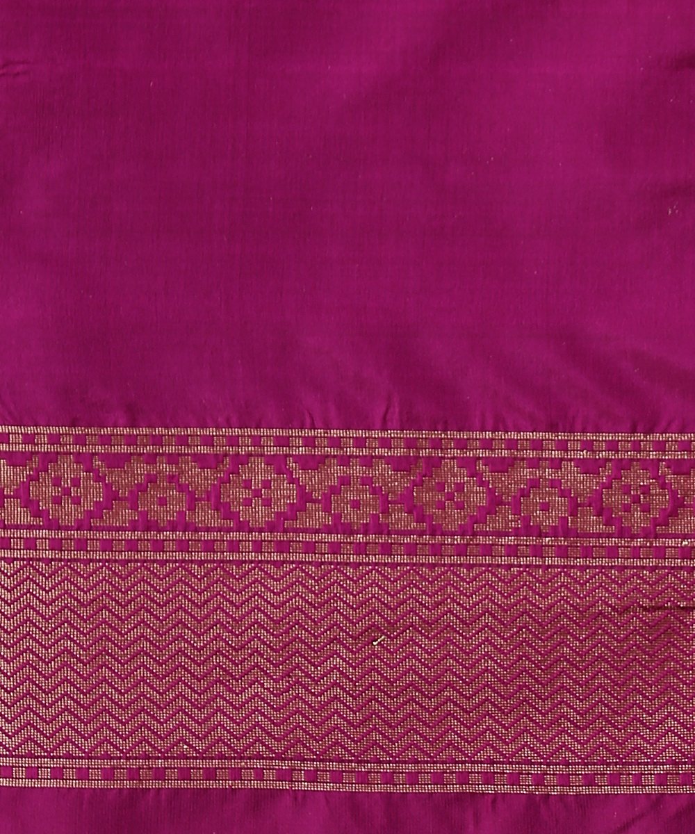 Purple_Handloom_Banarasi_Patola_Saree_With_Pink_Border_WeaverStory_05