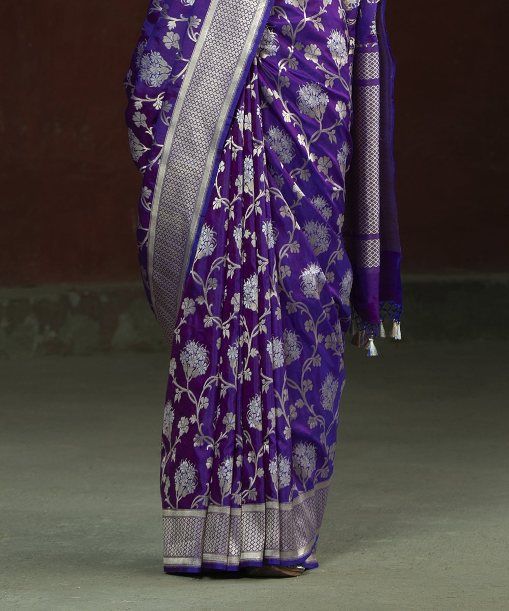 Purple_Handloom_Katan_Silk_Sona_Rupa_Banarasi_Saree_with_Jangla_Design_WeaverStory_04