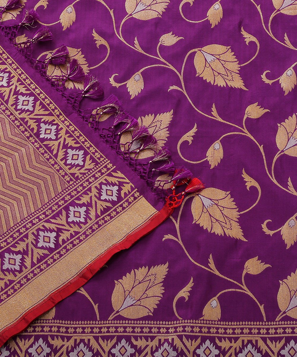 Purple_Handloom_Pure_Katan_Silk_Banarasi_Dupatta_with_Jamdani_Cutwork_Weave_WeaverStory_05