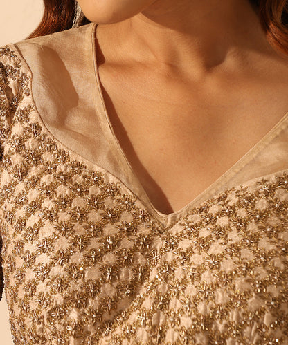 Hand_Embroidered_Off_White_Raw_Silk_Blouse_With_Organza_Sweetheart_Neckline_WeaverStory_04