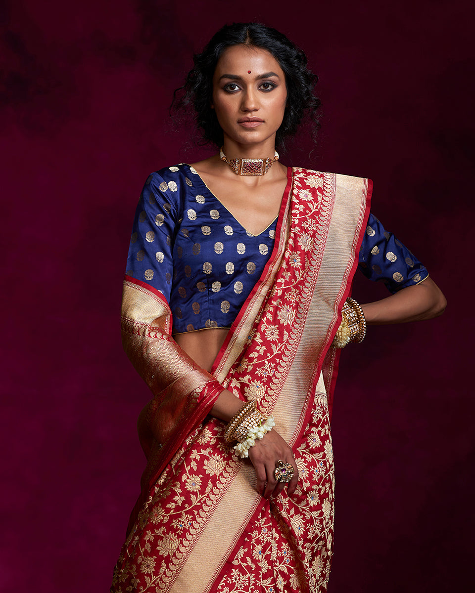 Red_Handloom_Kadhwa_Banarasi_Saree_with_Meenakari_and_Jangla_Design_WeaverStory_01