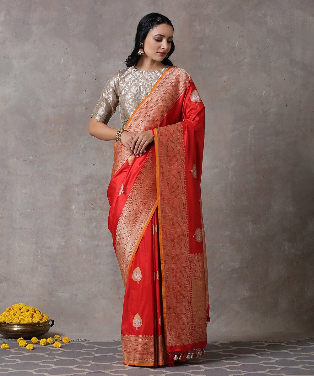 Red_Handloom_Pure_Katan_Silk_Banarasi_Saree_With_Kadhwa_Paan_Boota_and_Heavy_Brocade_Blouse_In_Mustard_WeaverStory_01
