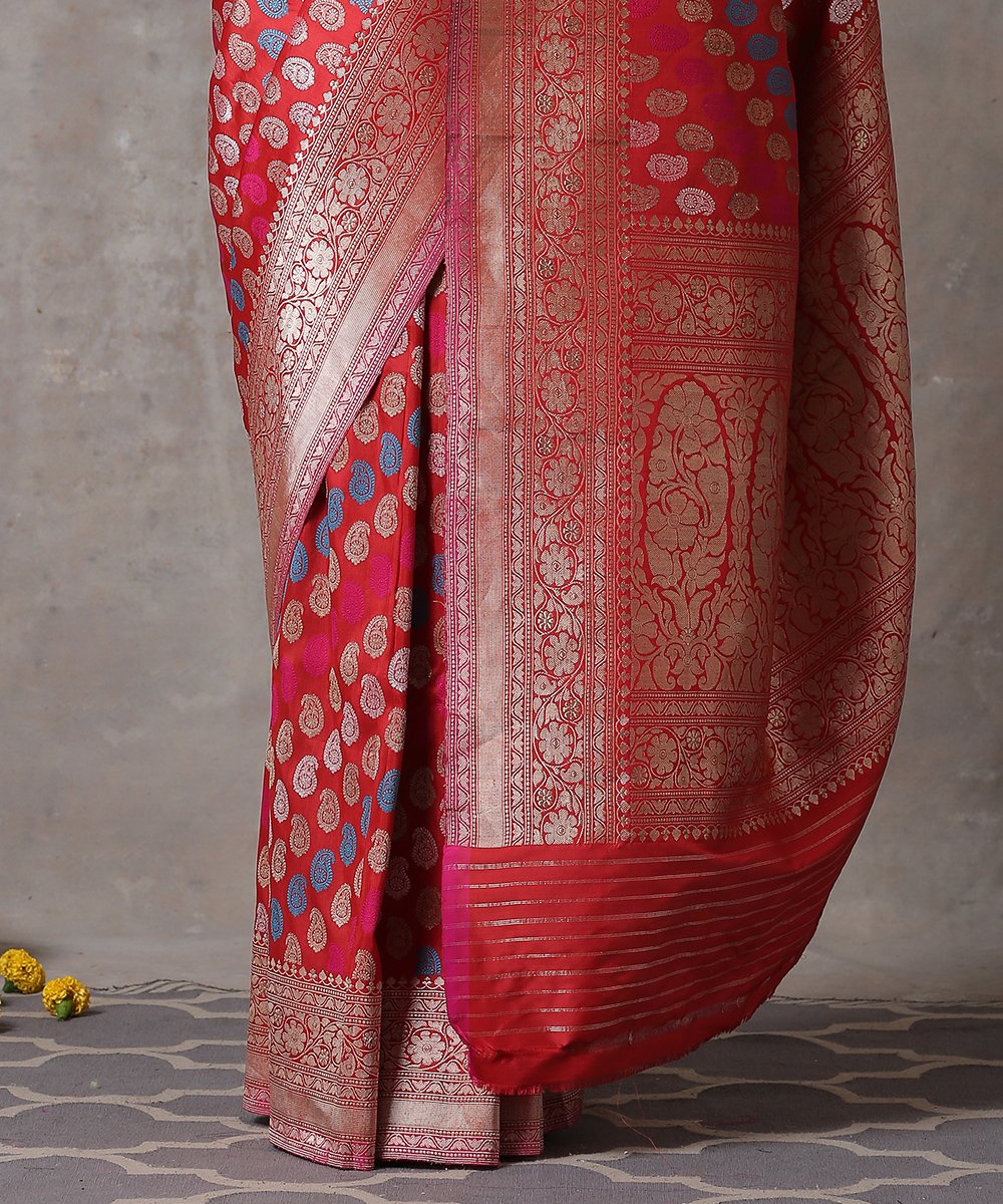Red_Handloom_Pure_Katan_Silk_Banarasi_Saree_with_Paisley_Booti_and_Meenakri_WeaverStory_04