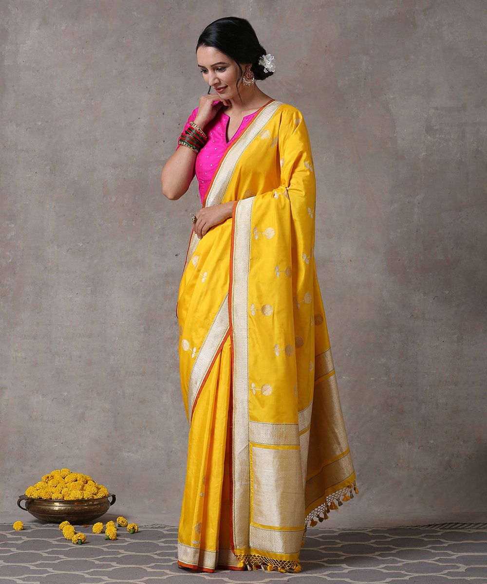 Yellow_Handloom_Pure_Katan_Silk_Cutwork_Banarasi_Saree_with_Antique_Zari_and_Jaal_WeaverStory_02