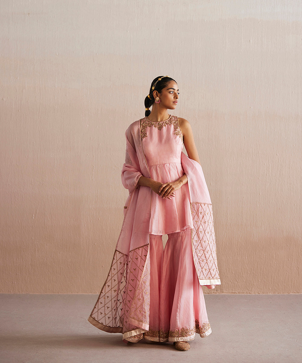 Afsana_Handloom_Baby_Pink_Organza_Top_With_Gharara_And_Organza_Dupatta_WeaverStory_02