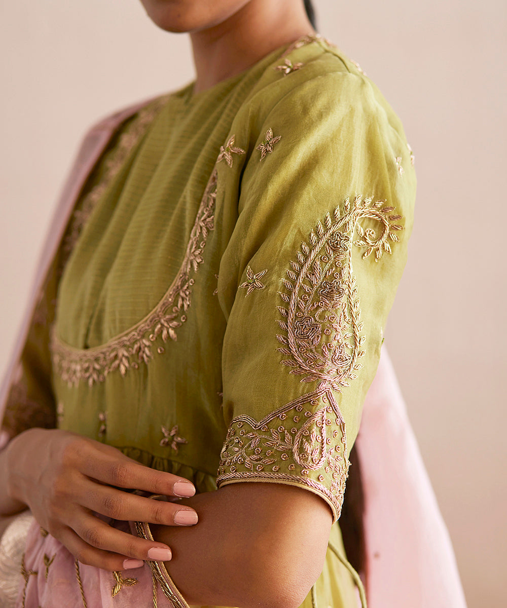 Inaayat_Handloom_chartreuse_Green_Cotton_Tissue_Kurta_With_Pants_And_Embroidered_Dupatta_WeaverStory_06