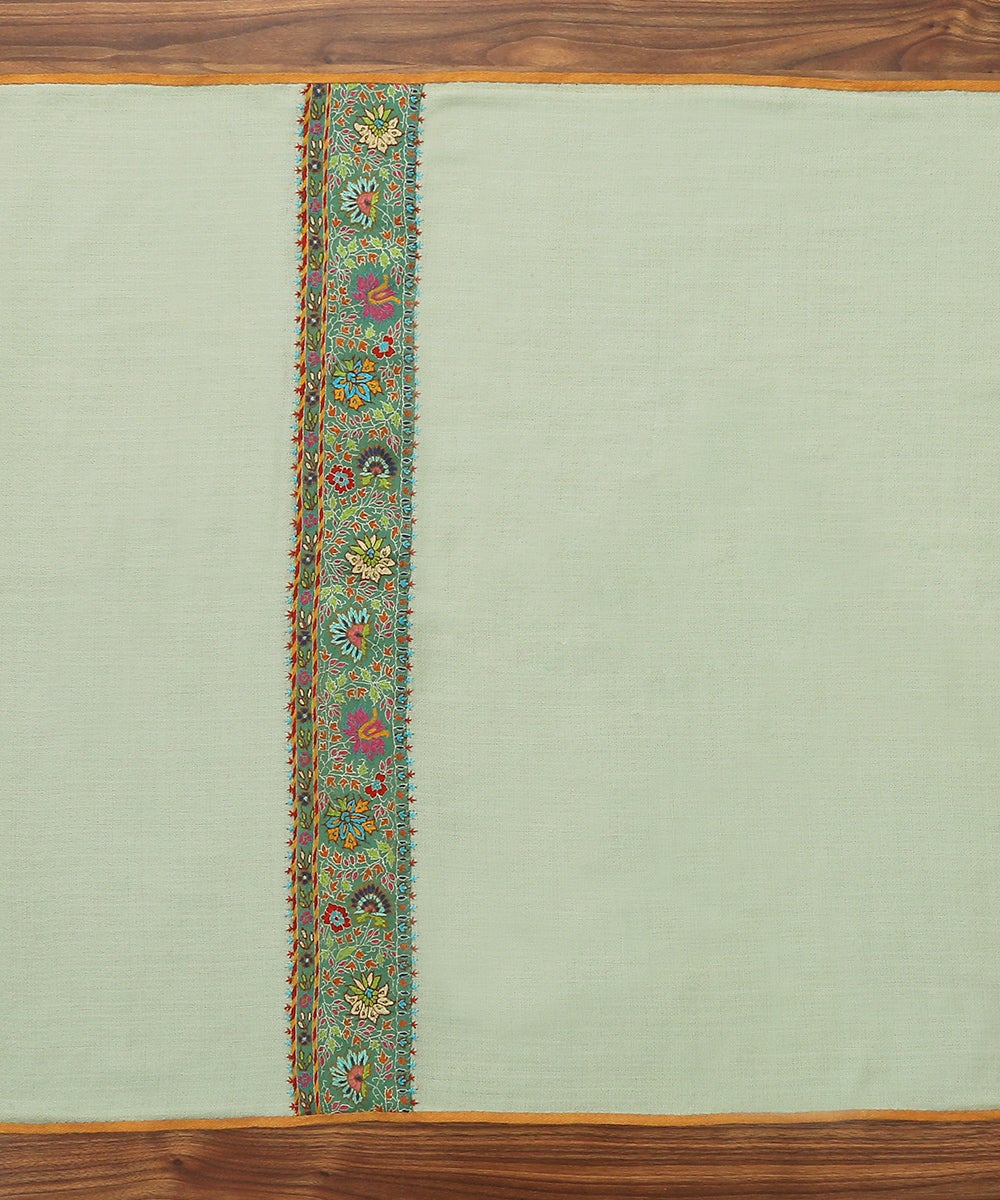 Light_Green_Pure_Pashmina_Scarf_With_Applique_Border_In_Kalamkari_WeaverStory_02