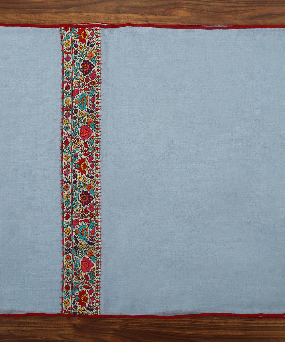 Ice_Blue_Pure_Pashmina_Scarf_With_Applique_Border_In_Multicolor_Kalamkari_WeaverStory_02