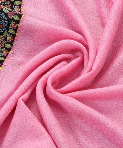 Light_Pink_Pure_Pashmina_Scarf_With_Applique_Paisley_Multicolor_Border_In_Kalamkari_WeaverStory_05