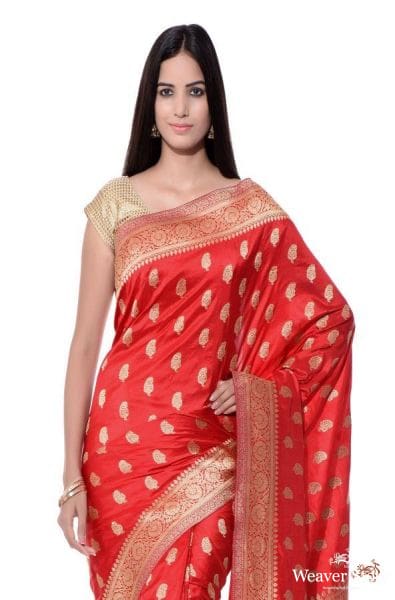 Red_Kadwa_banarasi_silk_with_kairi_booti_WeaverStory_01