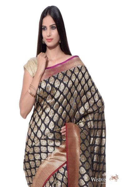 Black_kadwa_boota_pure_banarasi_silk_saree_WeaverStory_01