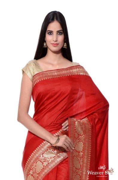 Red_Banarasi_Tanchoi_Saree_with_a_rich_zari_border_and_pallu_WeaverStory_01