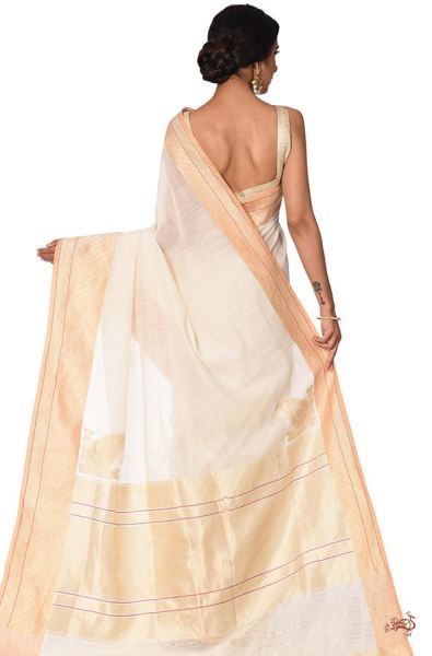 Handloom_Pure_cotton_plain_Sarees_with_konia_Pallu_and_heavy_blouse_-_OffWhite_WeaverStory_03