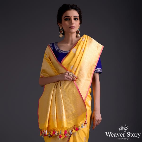 Yellow_Gulab_Boota_Saree_WeaverStory_01