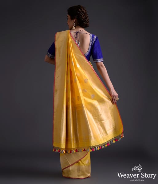 Yellow_Gulab_Boota_Saree_WeaverStory_04