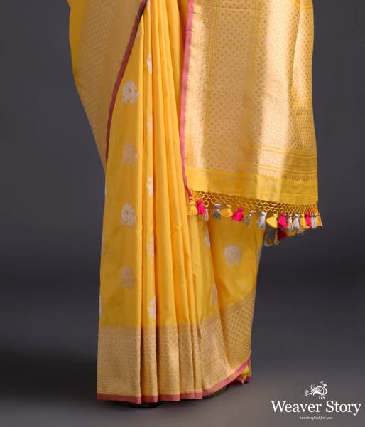 Yellow_Gulab_Boota_Saree_WeaverStory_05