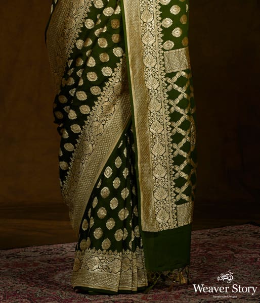 Mehendi_green_banarasi_georgette_saree_with_zari_motifs_WeaverStory_04