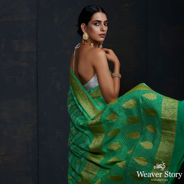 Green_Banarasi_Bandhej_Saree_with_kadhwa_booti_and_chevron_tie_and_dye_WeaverStory_01