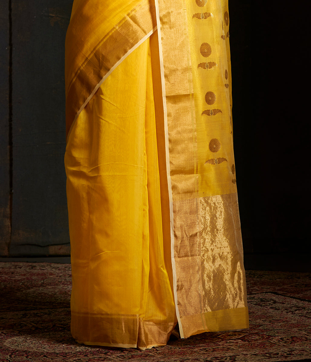 Handwoven_yellow_chanderi_saree_with_sunflower_motif_on_the_pallu_WeaverStory_04