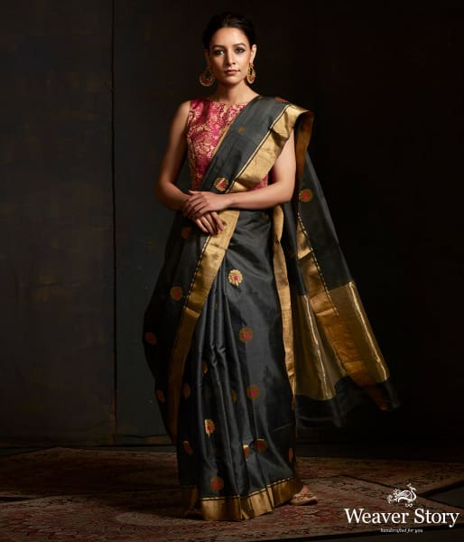 Grey_chanderi_silk_saree_with_floral_bootis_in_gold_zari_with_meenakari_WeaverStory_02