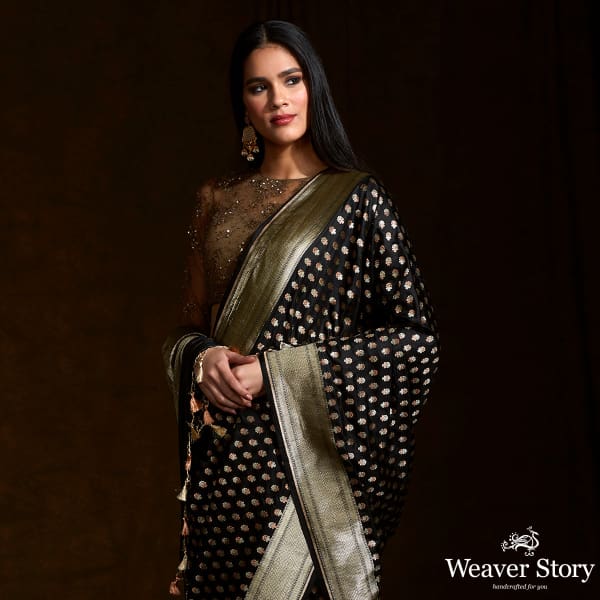 Black_katan_silk_saree_with_dual_tone_zari_motifs_WeaverStory_01