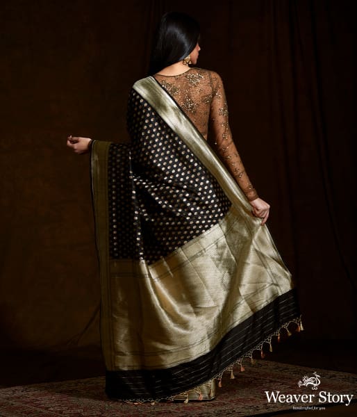 Black_katan_silk_saree_with_dual_tone_zari_motifs_WeaverStory_03