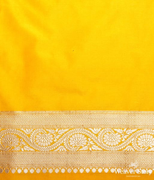 Yellow_Cutwork_Boota_with_Pink_Border_WeaverStory_05