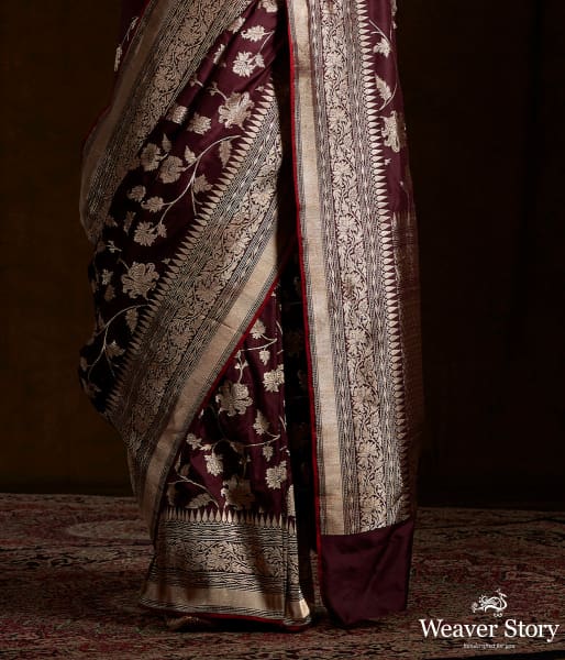 Wine_Handwoven_Banarasi_Jangla_with_Red_Selvedge_WeaverStory_04