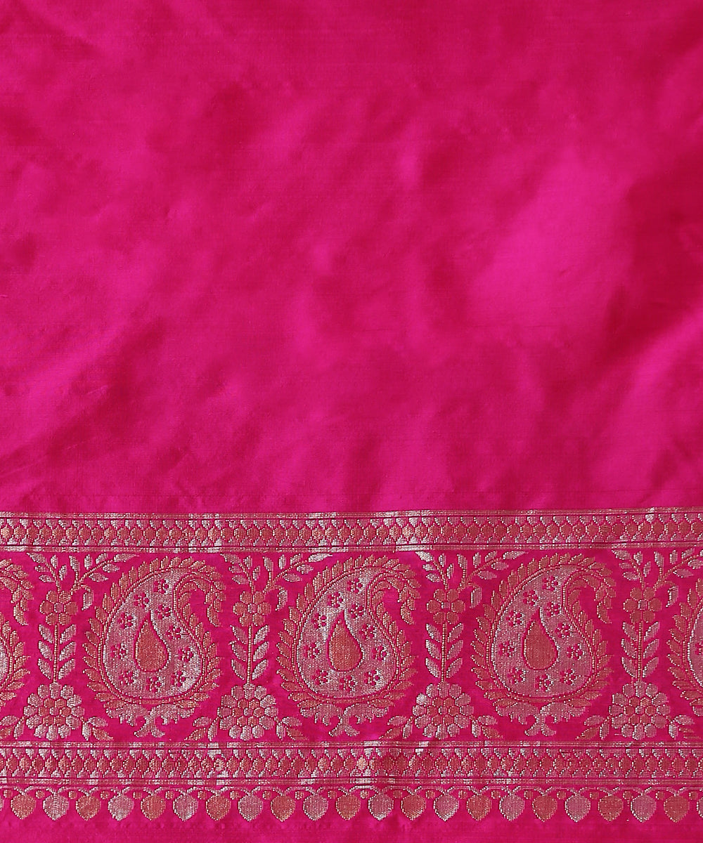 Handloom_Pink_Pure_Katan_Silk_Banarasi_Tanchoi_Saree_With_Zari_Border_WeaverStory_05