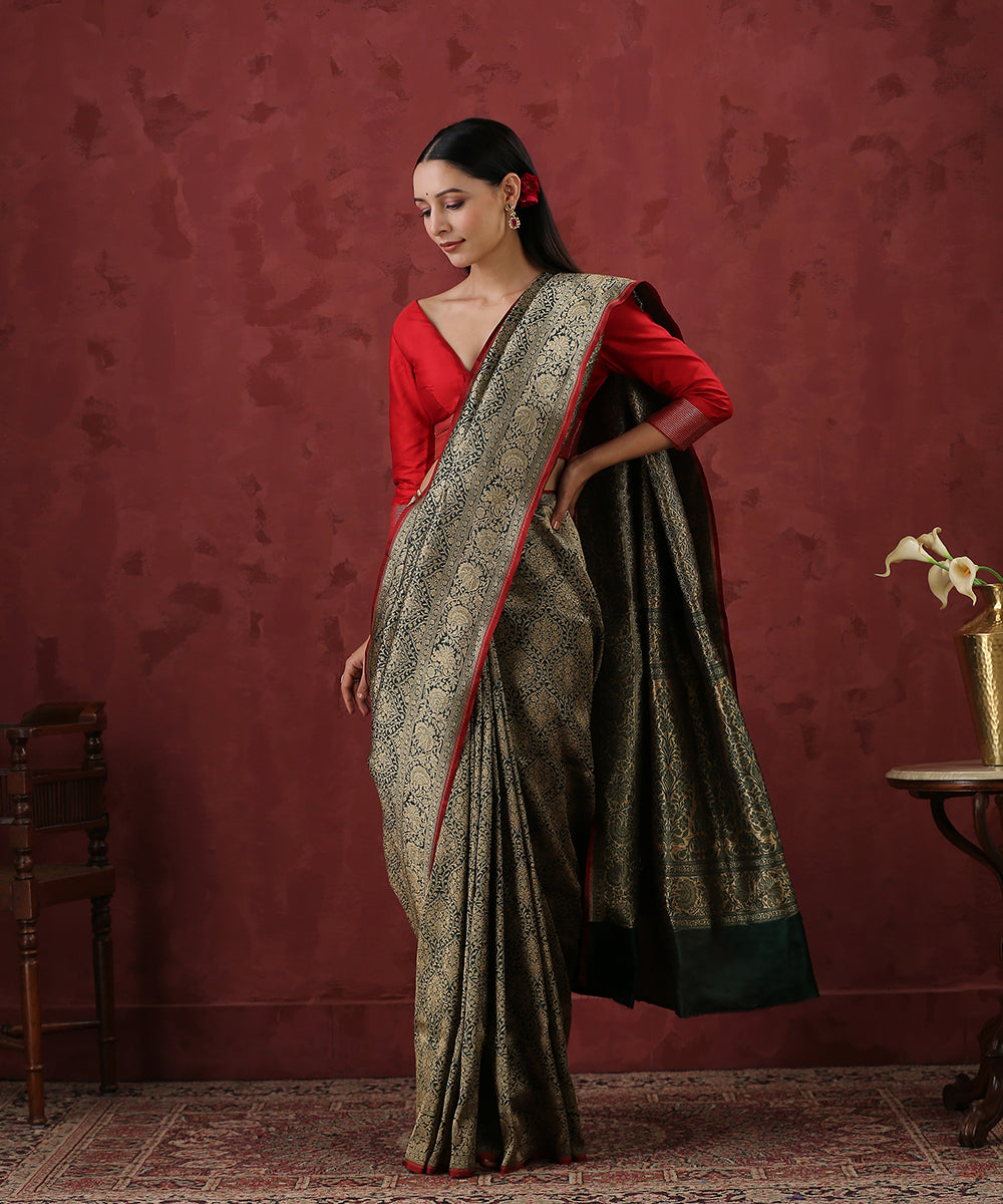 Handloom_Green_Pure_Katan_Silk_Kimkhab_Banarasi_Saree_With_Antique_Zari_WeaverStory_02