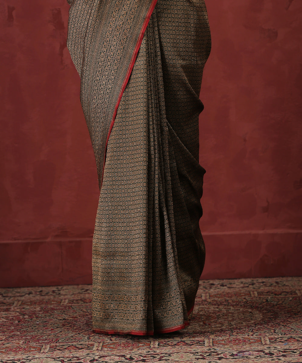 Handloom_Dark_Green_Pure_Katan_Silk_Kimkhab_Banarasi_Saree_With_Silver_Zari_WeaverStory_04