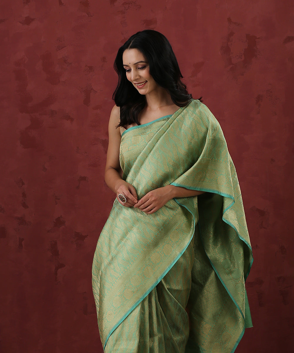 Sea_Green_Handloom_Kimkhab_Pure_Katan_Silk_Banarasi_Saree_With_Antique_Zari_WeaverStory_01