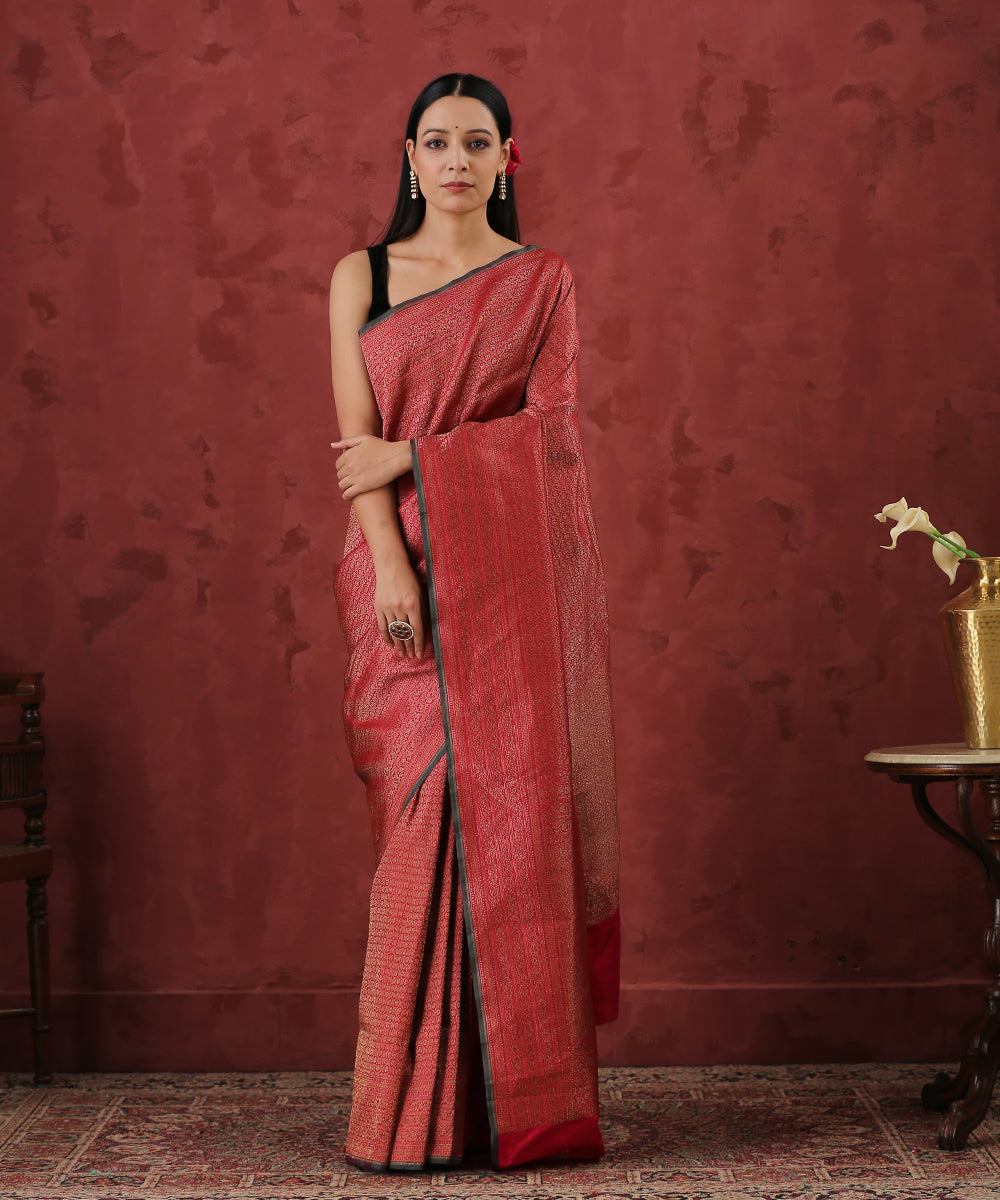 Pink_Handloom_Pure_Katan_Silk_Kimkhab_Banarasi_Saree_With_Antique_Zari_WeaverStory_02