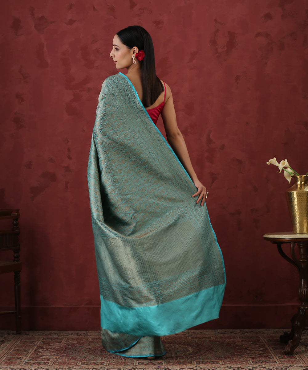 Handloom_Turqouise_Blue_Pure_Katan_Silk_Kimkhab_Banarasi_Saree_With_Antique_Zari_WeaverStory_03