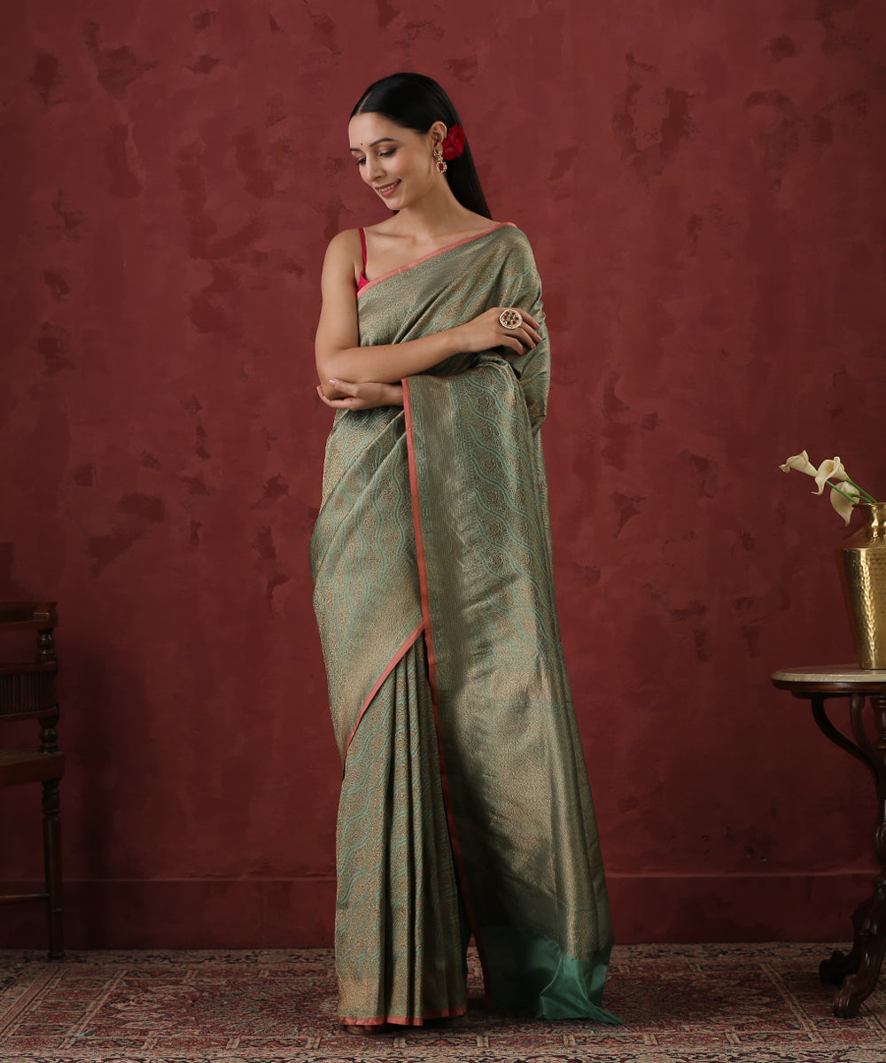 Pista_Green_Handloom_Pure_Katan_Silk_Kimkhab_Banarasi_Saree_With_Antique_Zari_WeaverStory_02