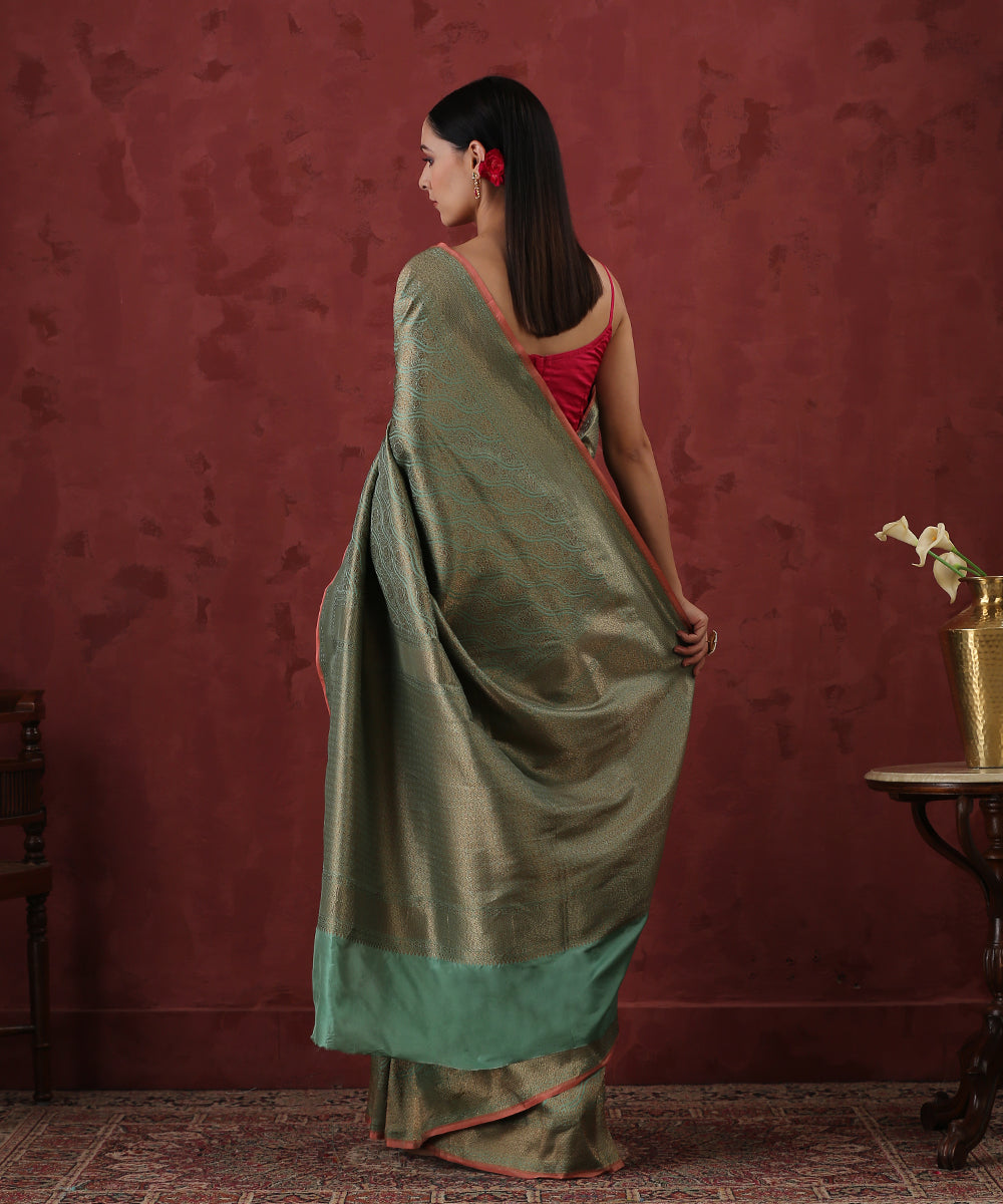 Pista_Green_Handloom_Pure_Katan_Silk_Kimkhab_Banarasi_Saree_With_Antique_Zari_WeaverStory_03