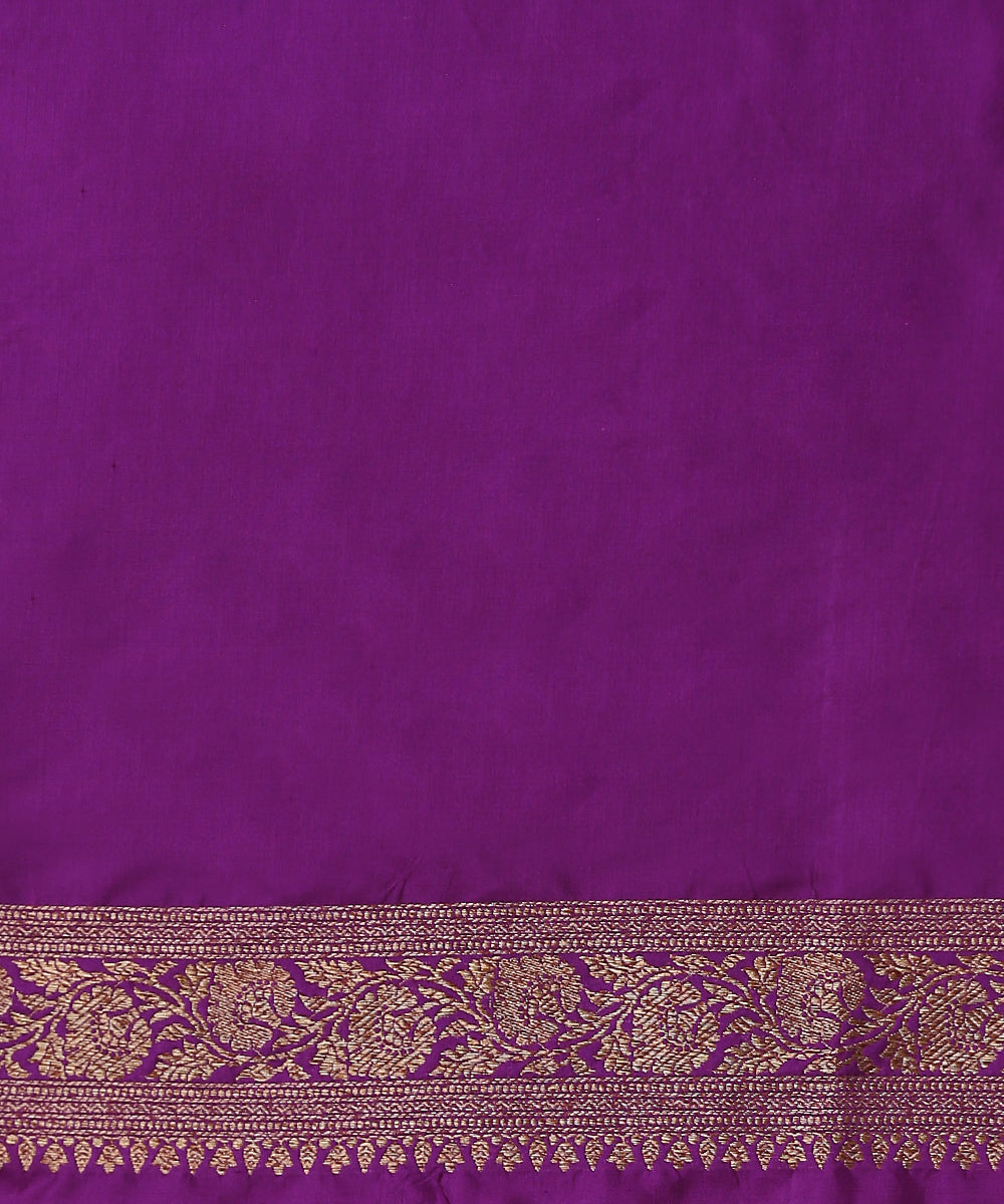 Purple_Handloom_Pure_Katan_Silk_Kimkhab_Banarasi_Saree_With_Antique_Zari_WeaverStory_05