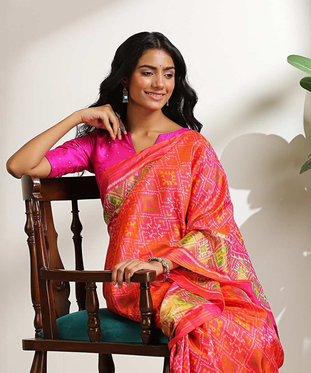 Handloom_Pink_Pure_Mulberry_Silk_Patola_Saree_With_Tissue_Border_WeaverStory_01